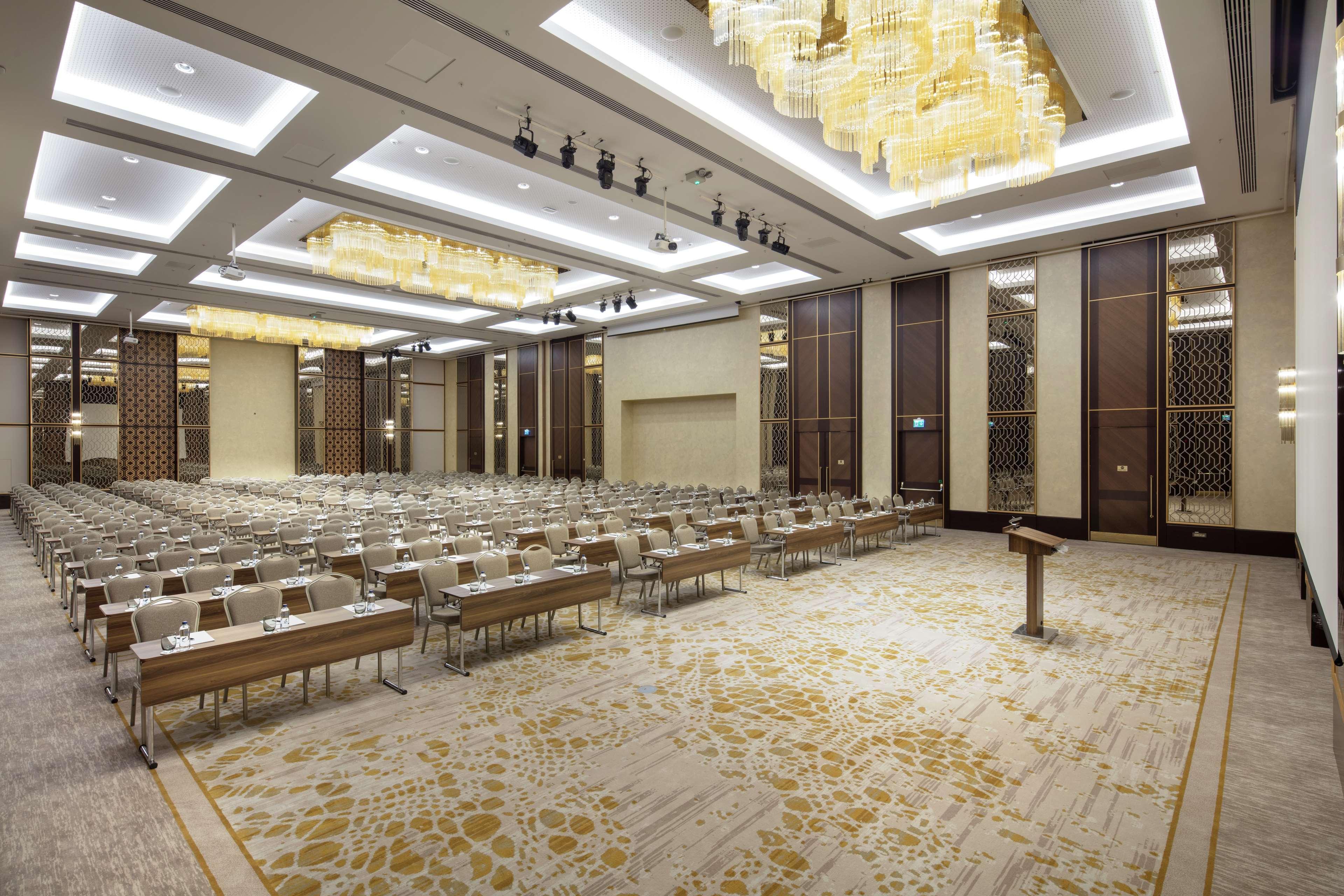 ホテル ダブルツリー バイ ヒルトン アンタルヤ シティ センター エクステリア 写真 The Grand Ballroom