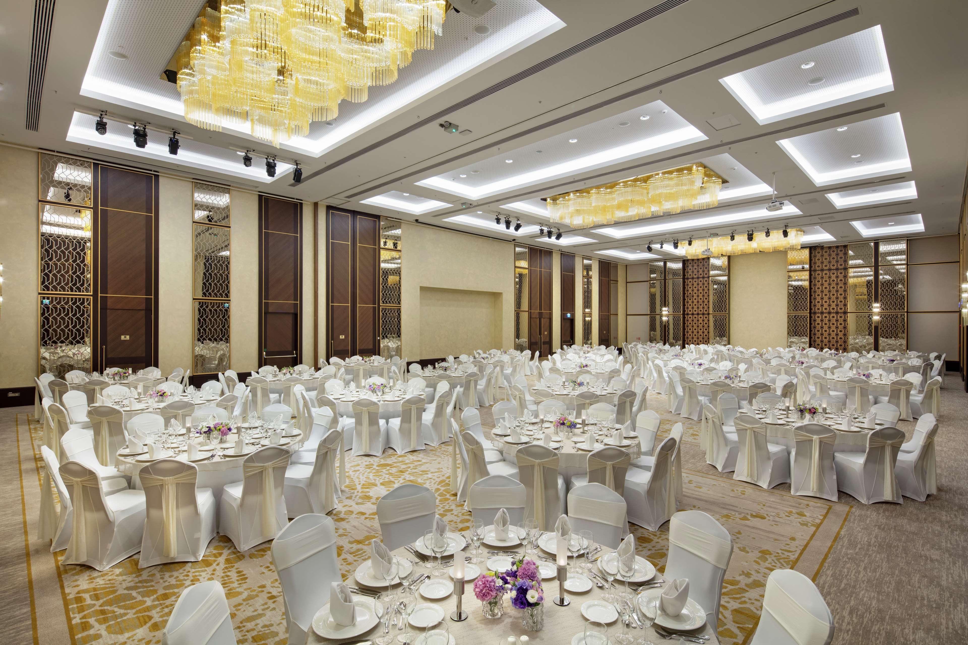 ホテル ダブルツリー バイ ヒルトン アンタルヤ シティ センター エクステリア 写真 The Grand Ballroom